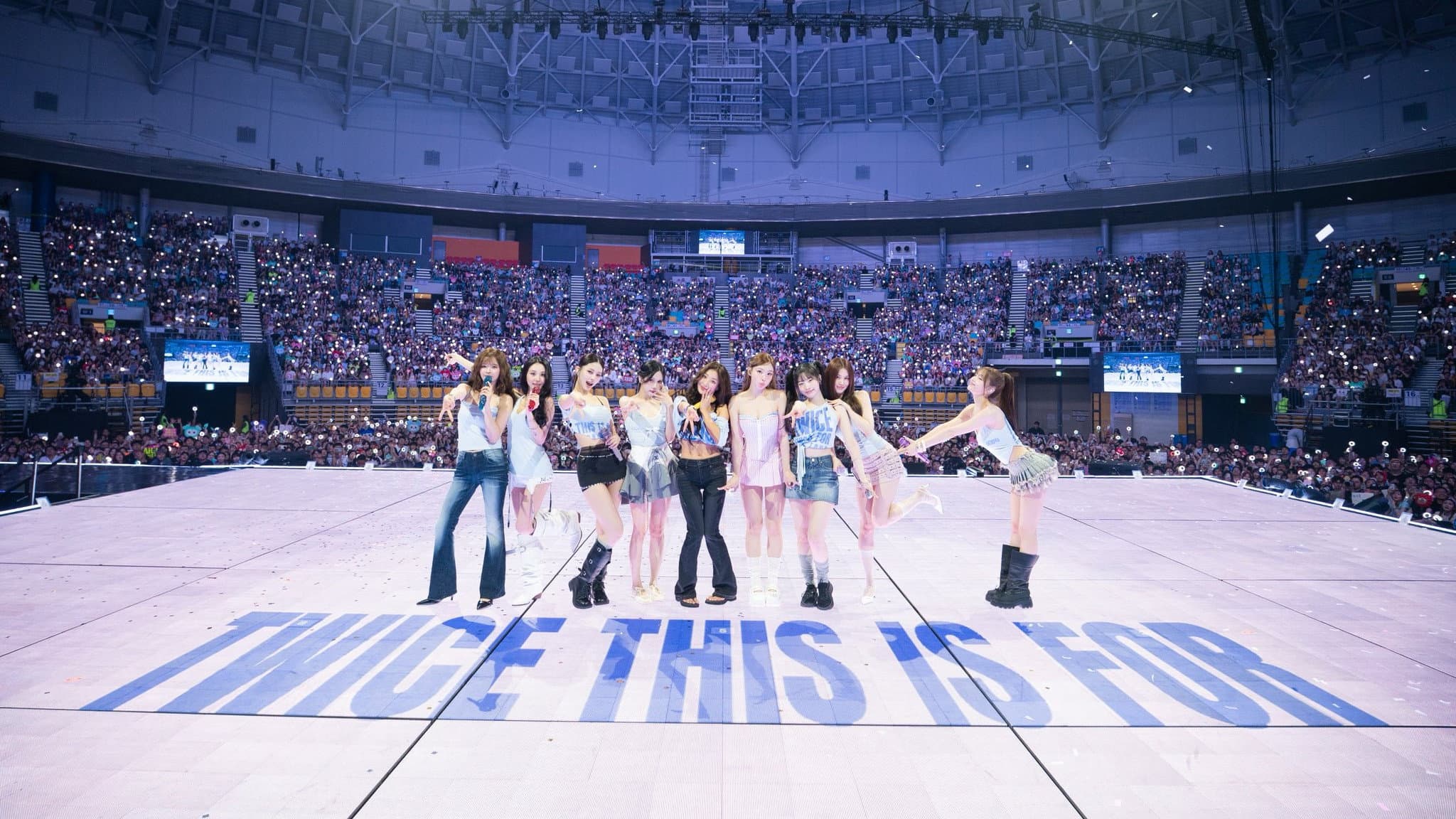 TWICE 〈THIS IS FOR〉 WORLD TOUR FINALE in SEOUL - immagine