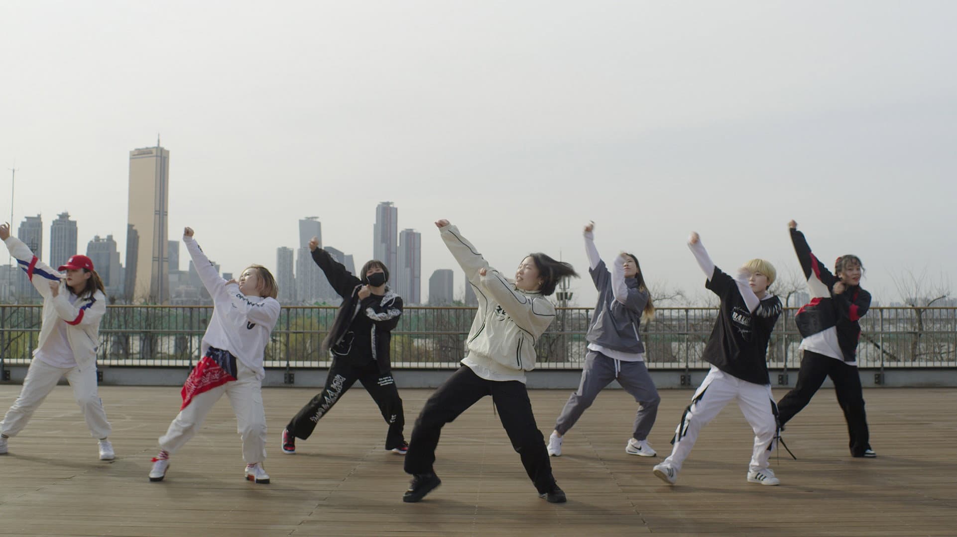 BTS Army: Forever We Are Young - immagine
