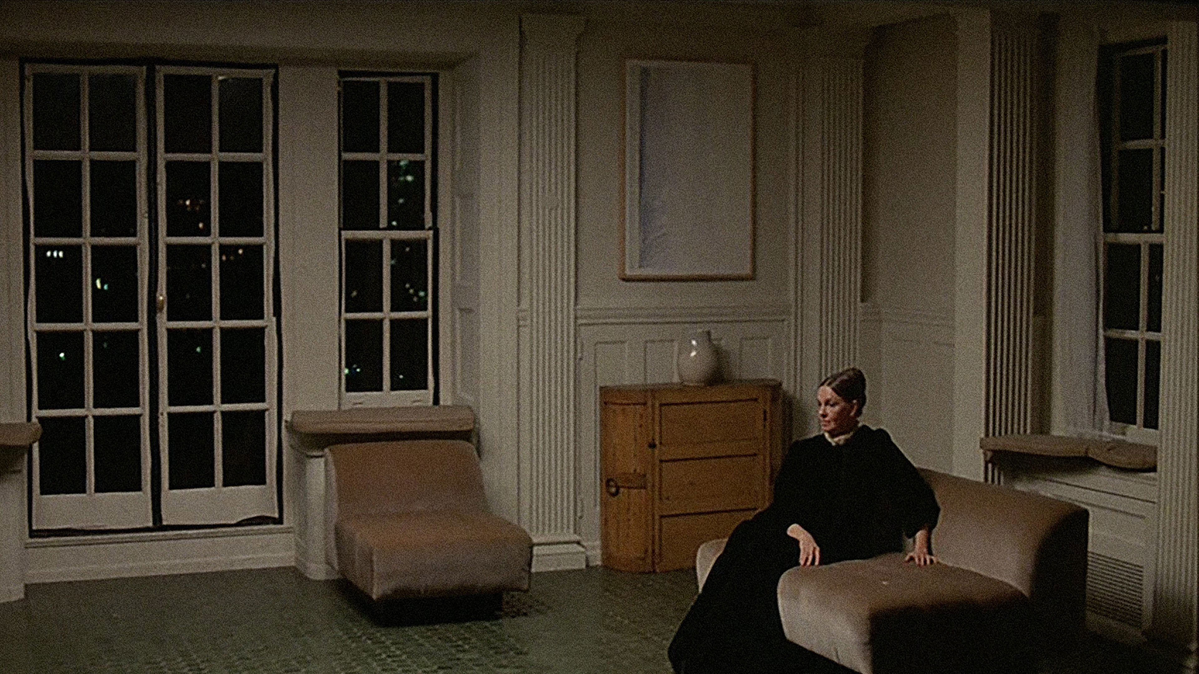 Interiors - immagine