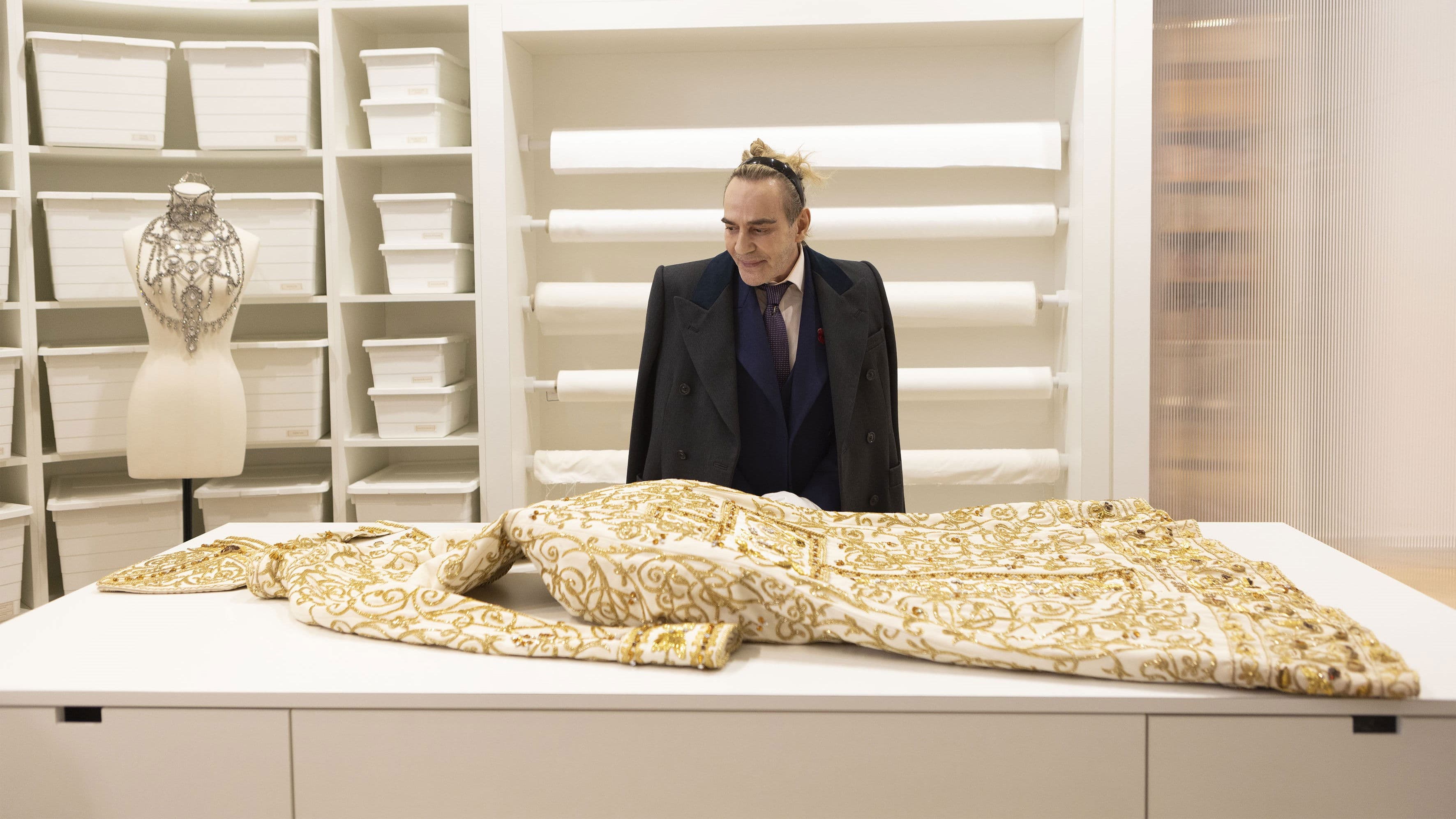 High & Low – John Galliano - immagine