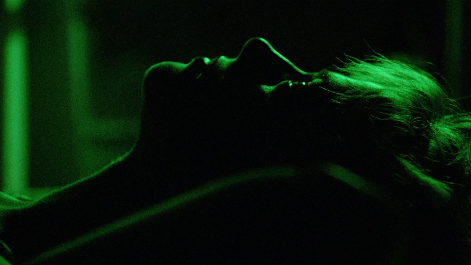 La ragazza dal pigiama giallo - immagine