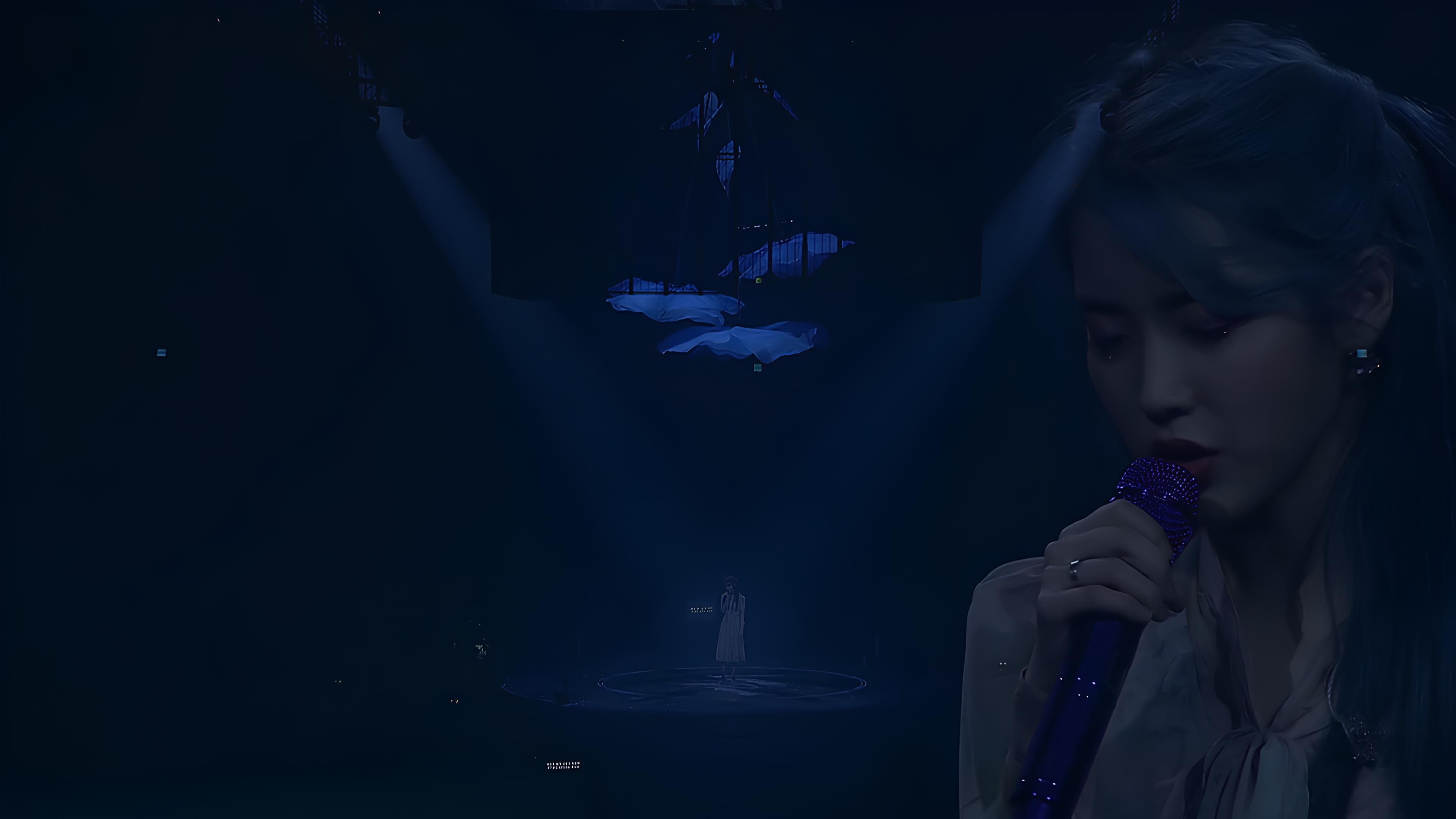 아이유 2019 투어 콘서트 <러브, 포엠> 인 서울 - immagine