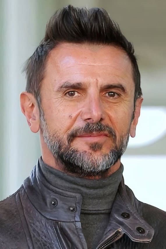 امین حیایی