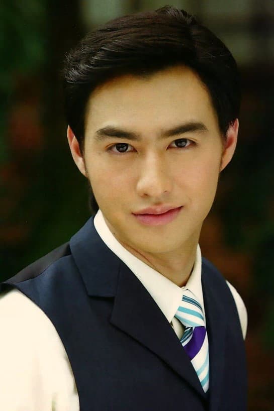 ธาวิน เยาวพลกุล