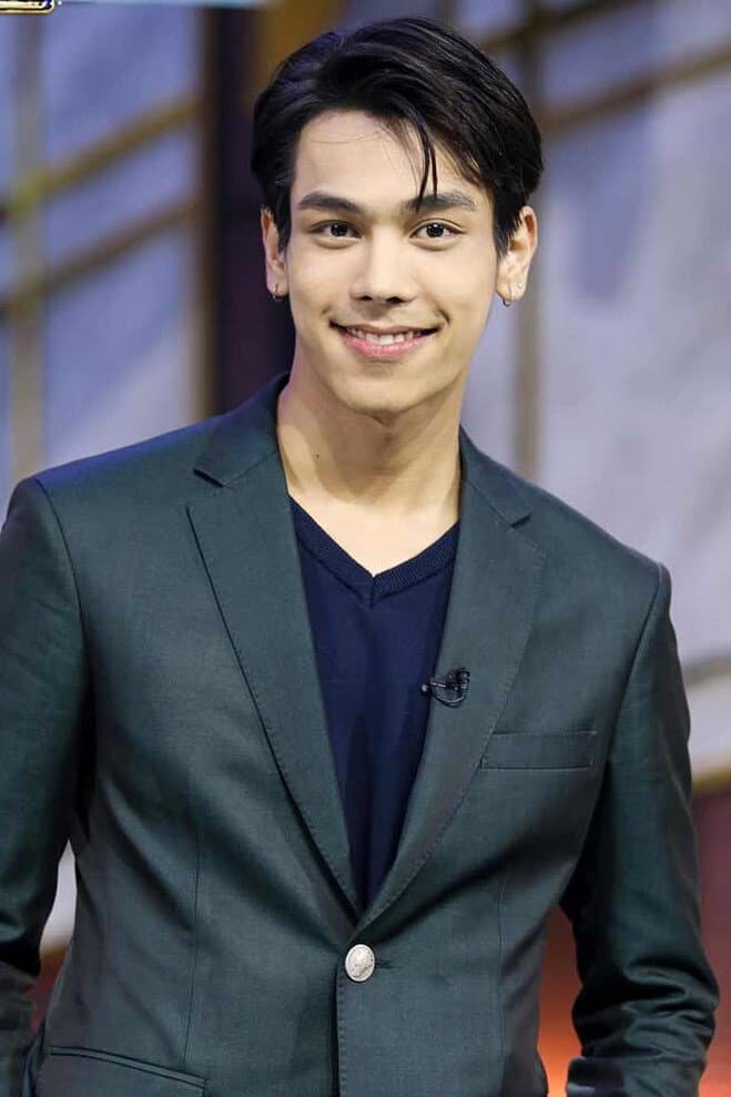 ภรภัทร ศรีขจรเดชา
