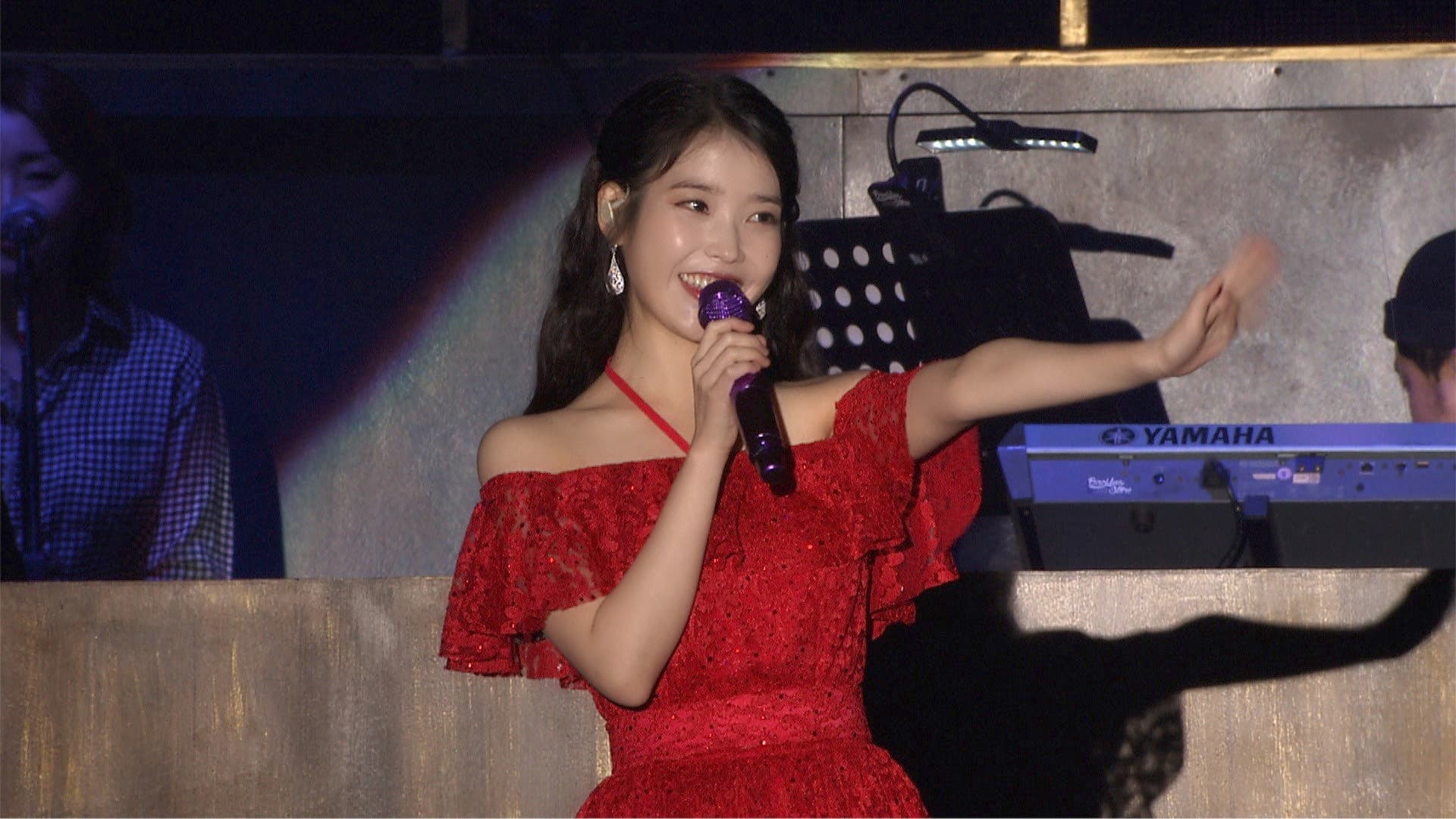 아이유 10주년 투어 콘서트 : 이지금 - immagine