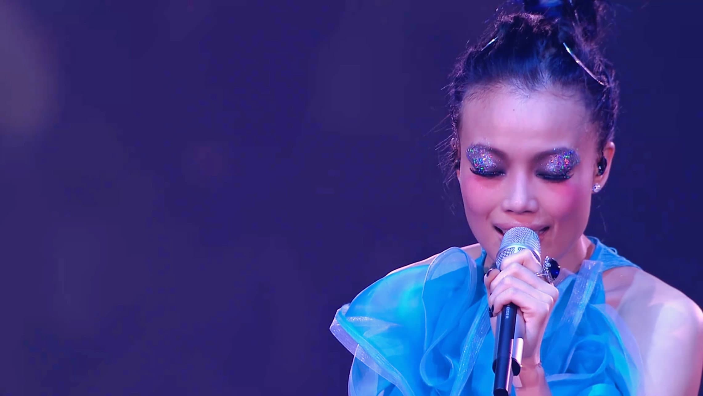 Star Light Joey Yung Concert 2008 - immagine