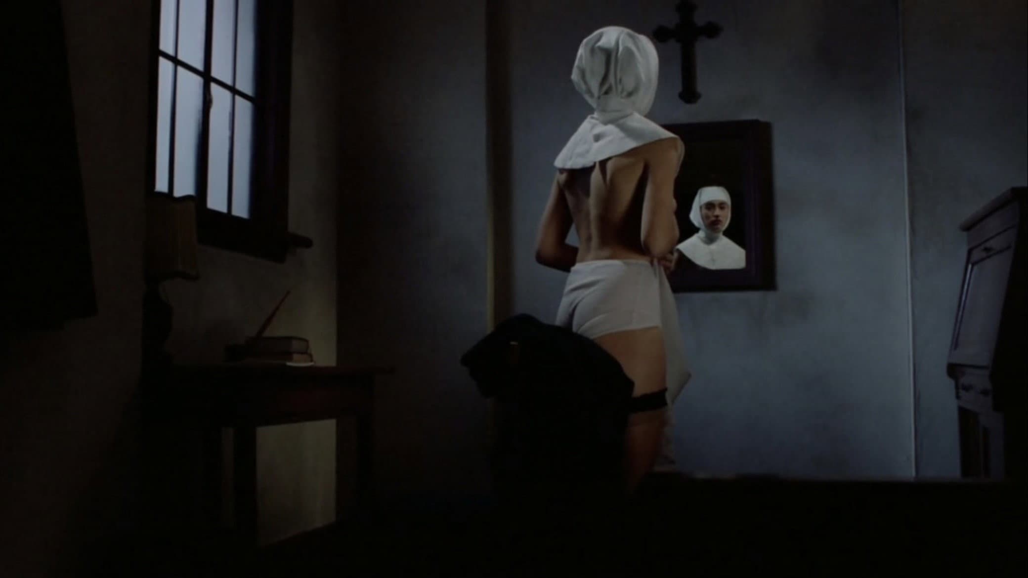 Nun in Rope Hell - immagine