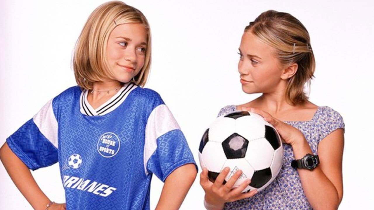 Due gemelle nel pallone - immagine