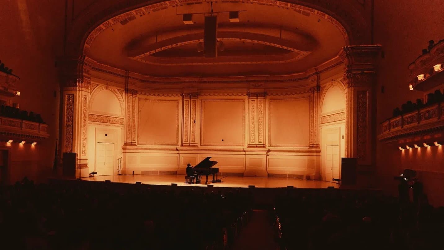 Cameron Winter at Carnegie Hall - immagine