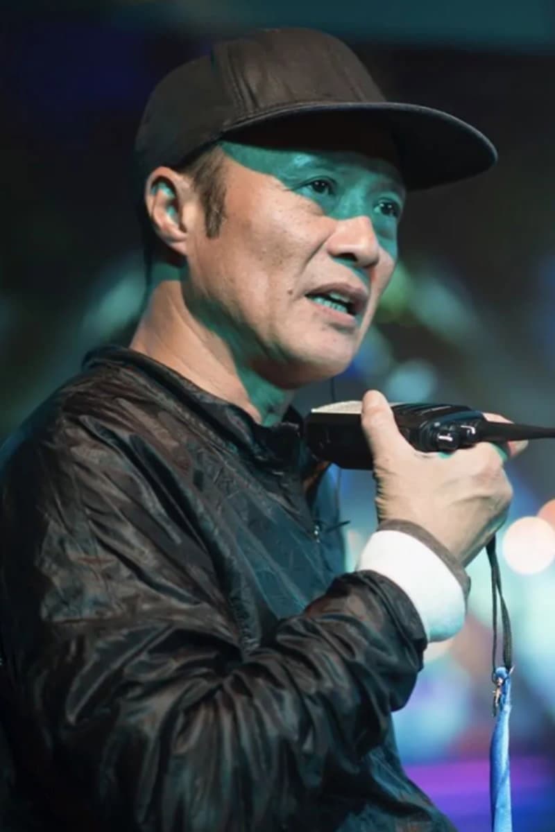 陳偉雄