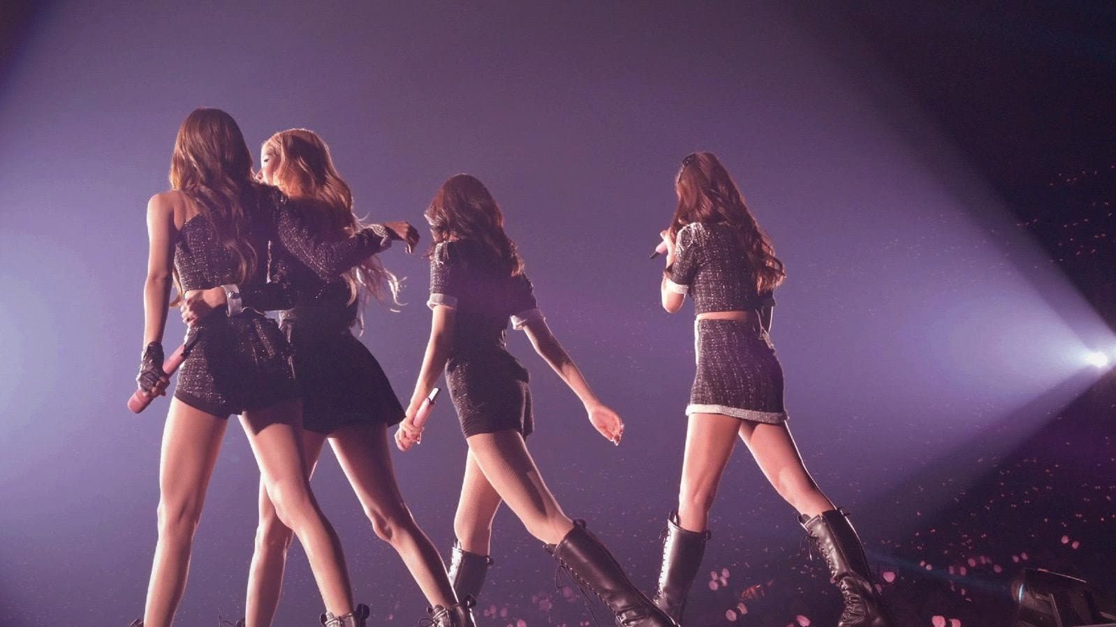 BLACKPINK WORLD TOUR [IN YOUR AREA] - immagine
