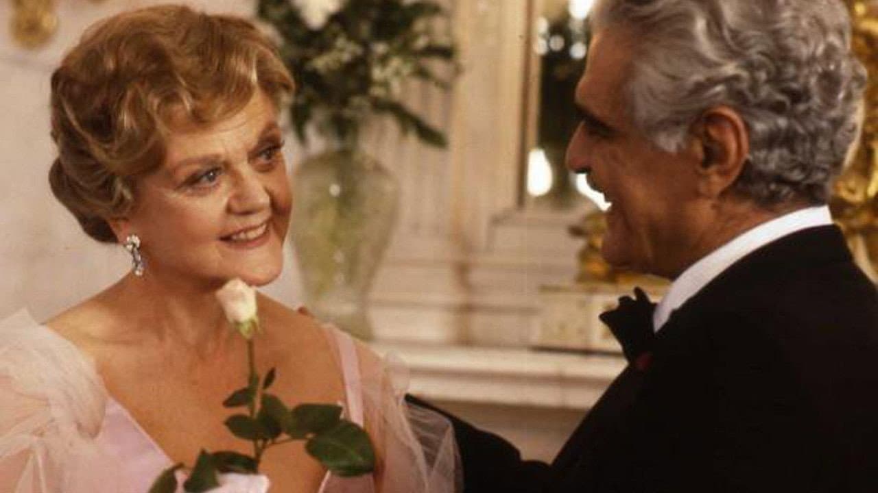 Mrs. 'Arris Goes to Paris - immagine