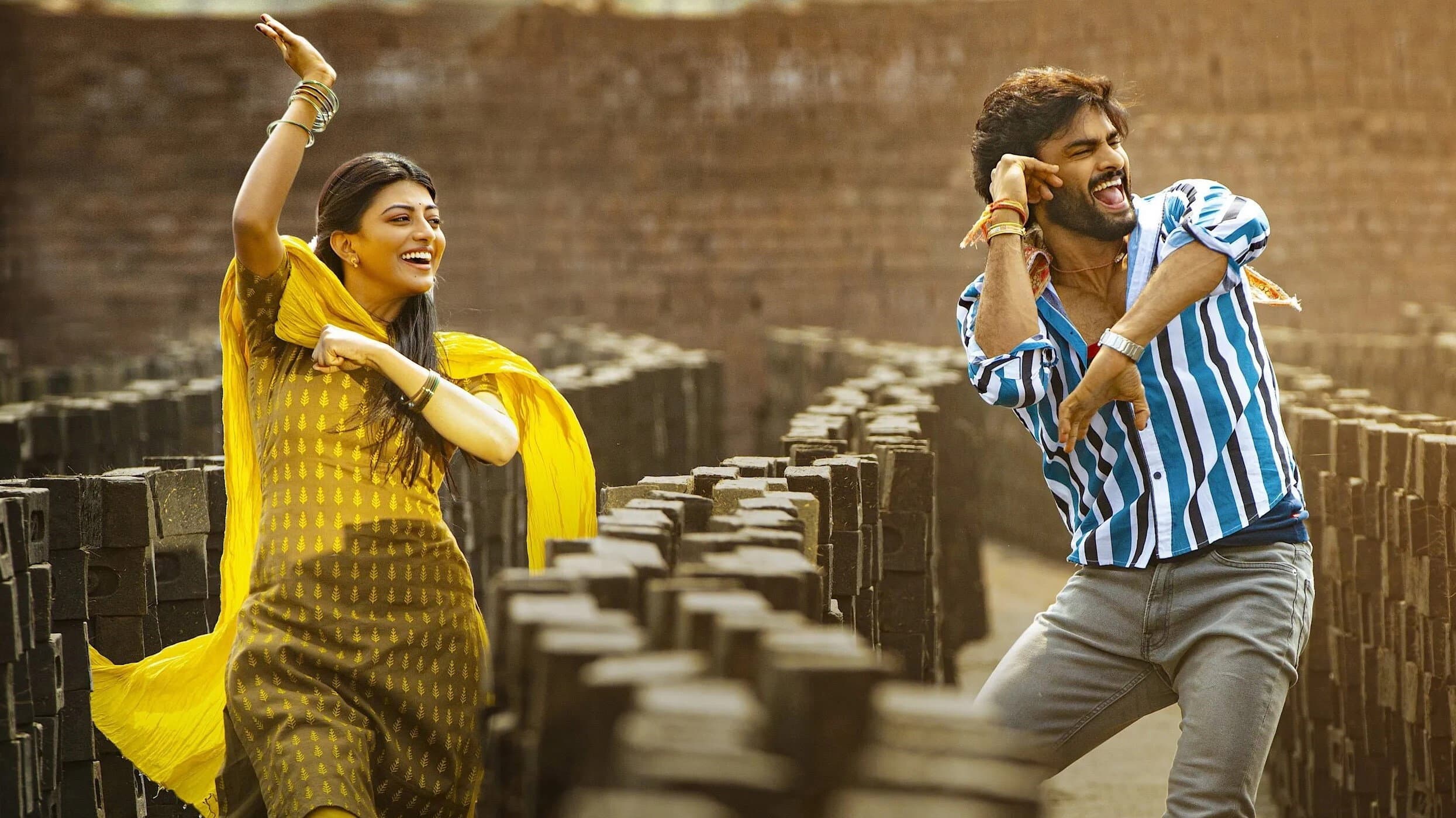 శ్రీదేవి సోడా సెంటర్ - immagine