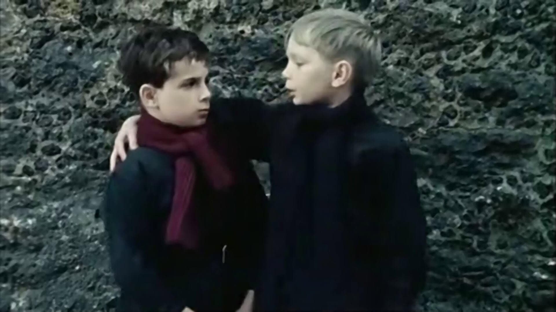 Un enfant dans la foule - immagine