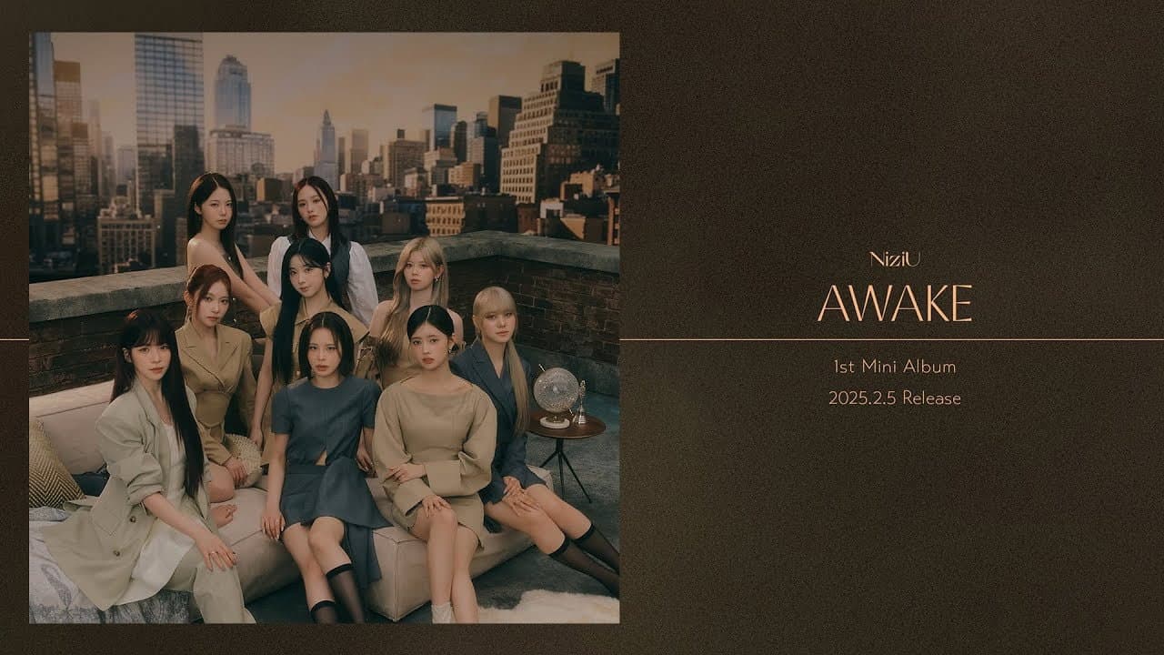 NiziU Live With U "Awake" - immagine