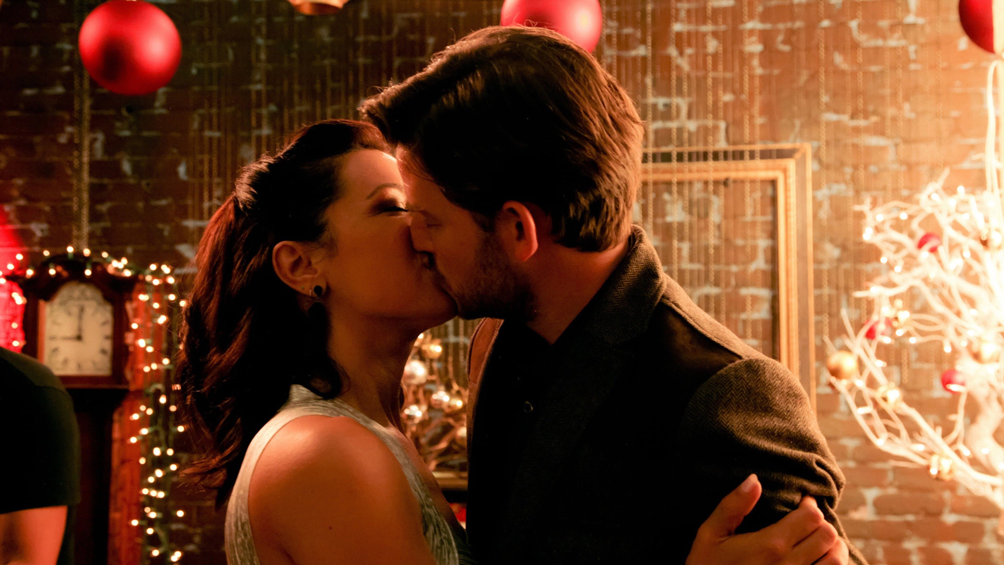 A Date by Christmas Eve - immagine