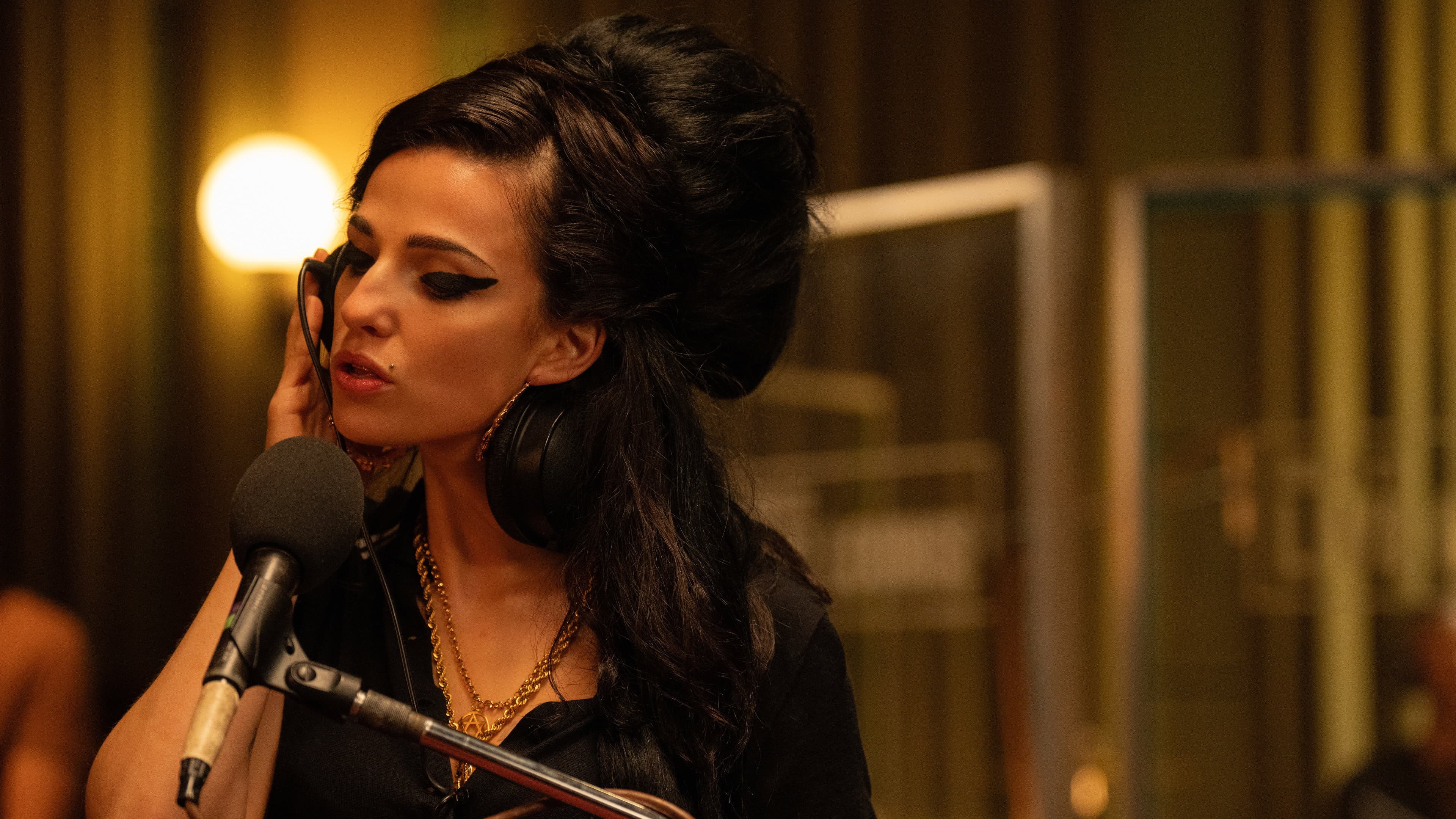 Back to Black - immagine