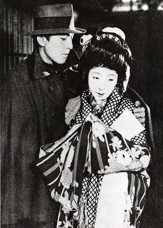 Poster di 紙人形春の囁き