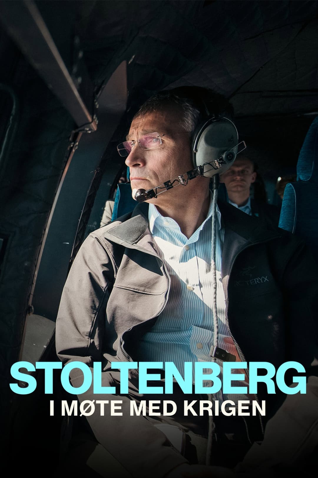 Poster di Stoltenberg i møte med krigen