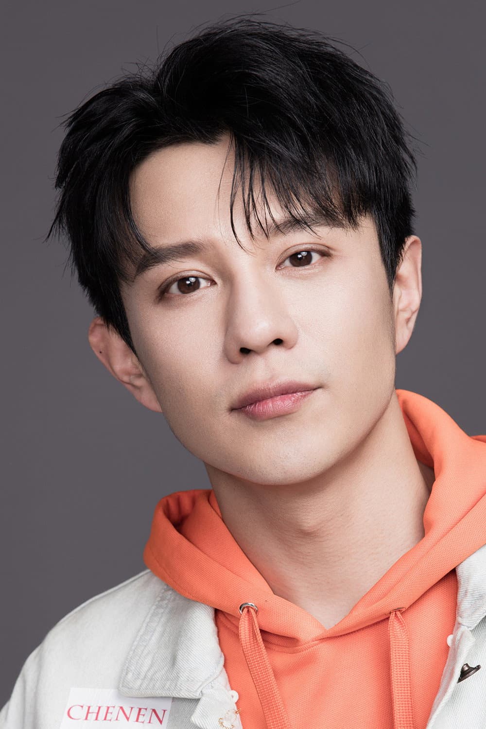 杨彤