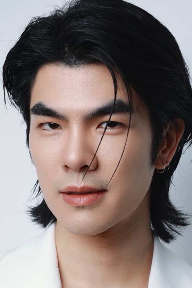 ภาคภูมิ ร่มไทรทอง