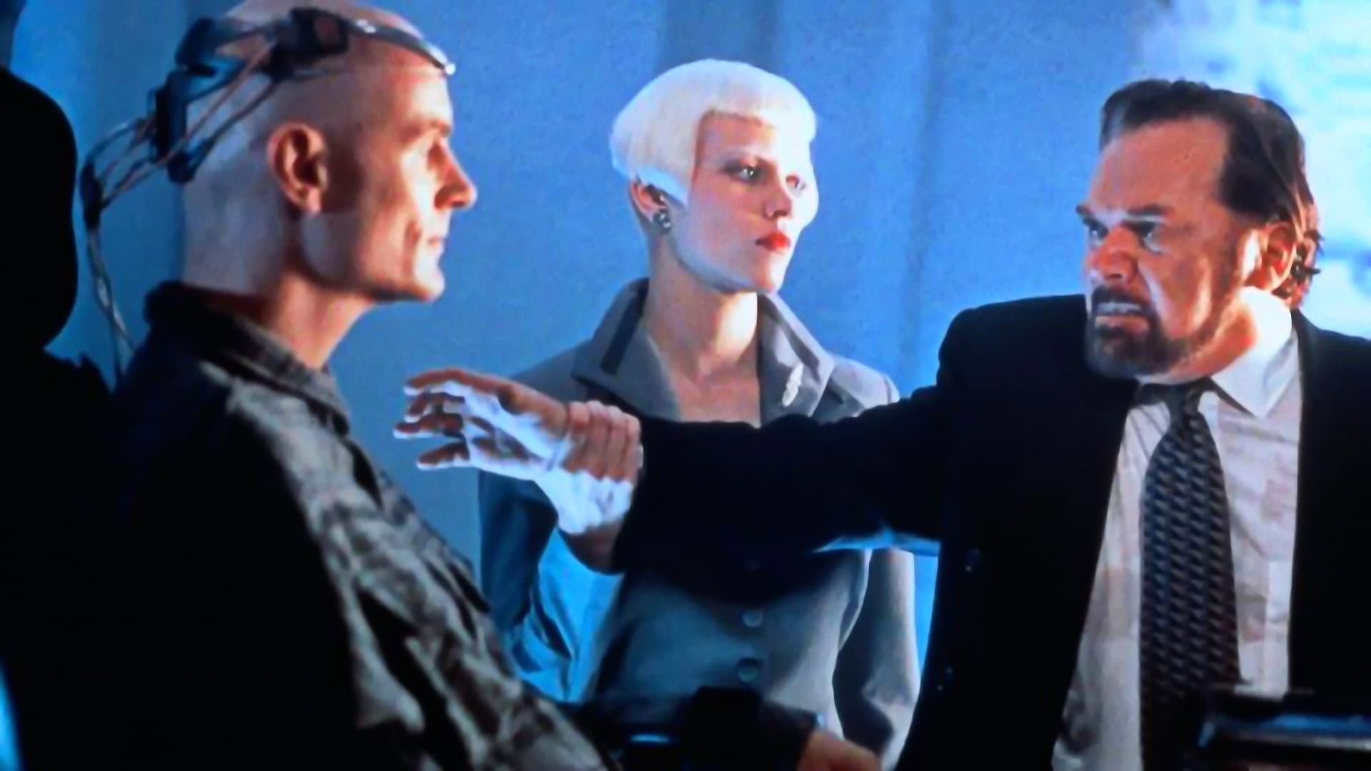 Il tagliaerbe 2 - The Cyberspace - immagine