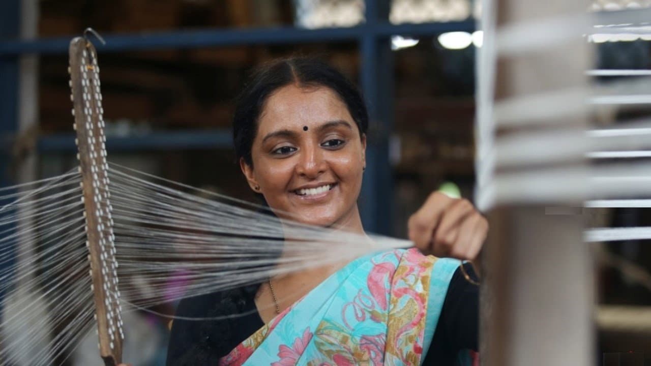 ഉദാഹരണം സുജാത - immagine