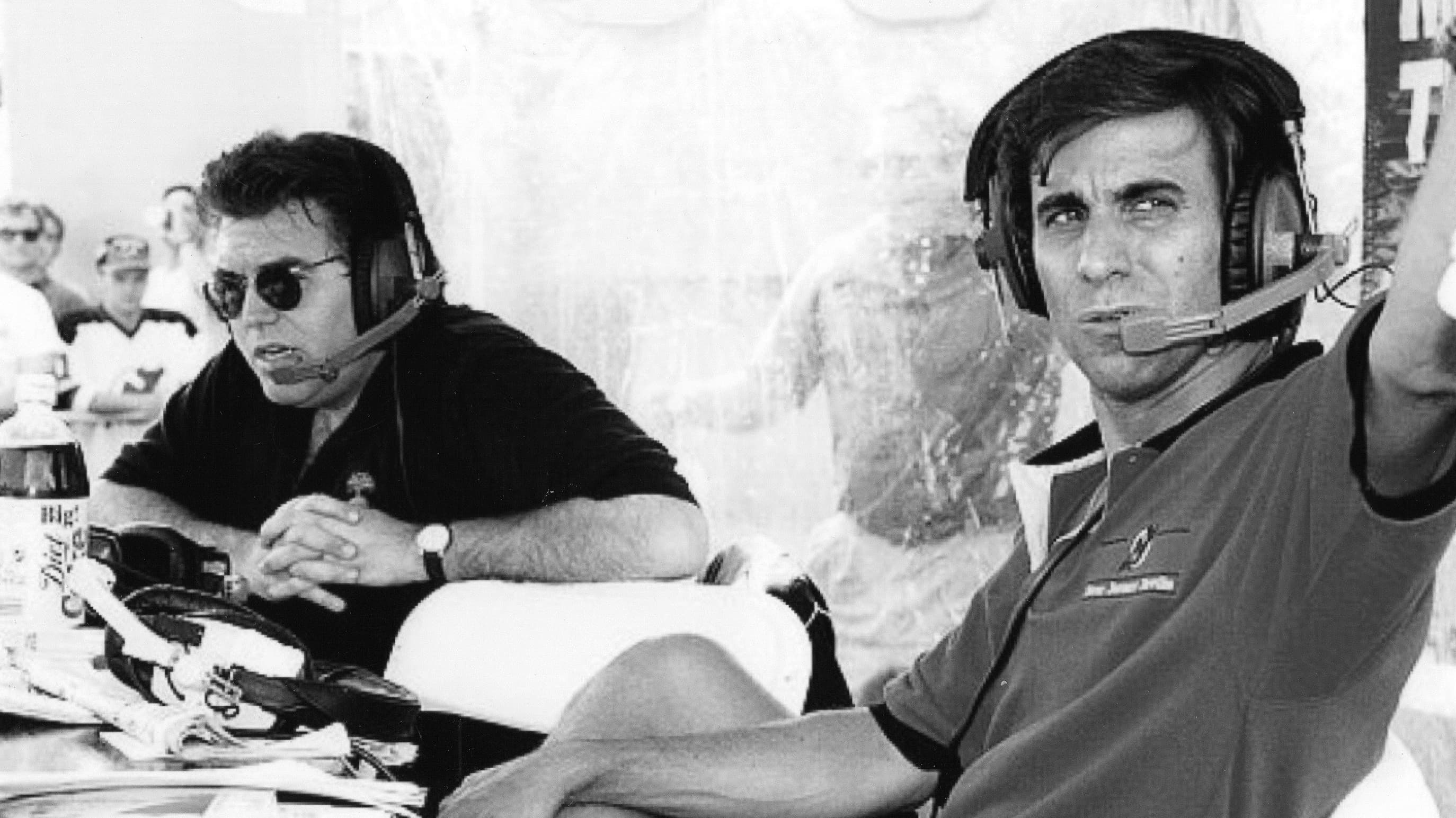 Mike and the Mad Dog - immagine